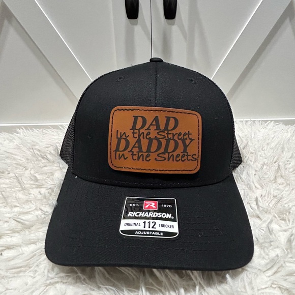 Trucker SnapBack Richardson 112 Hat. Daddy in the sheets. - Picture 2 of 2